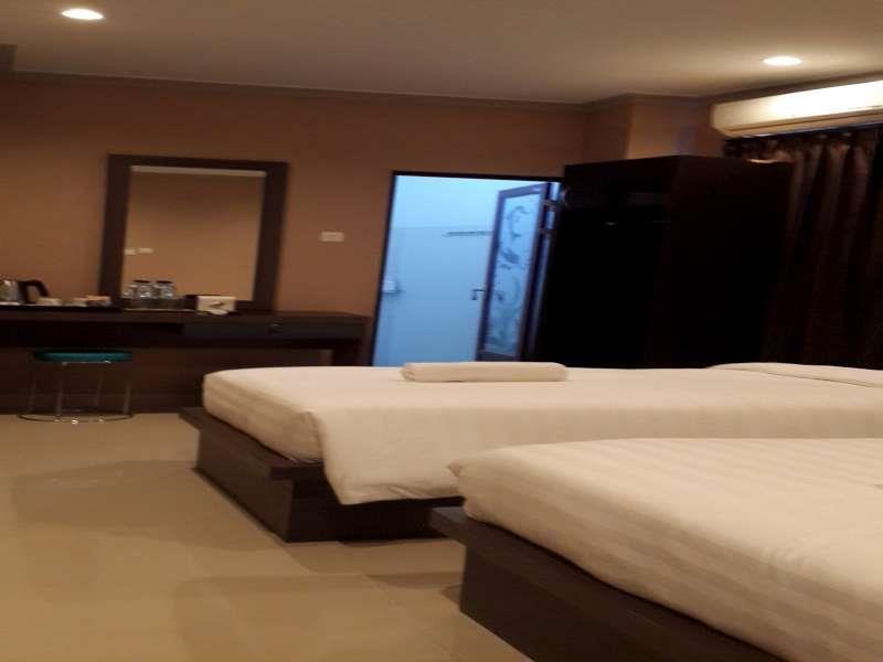 Reddoorz Plus @ Paal 2 Manado Ngoại thất bức ảnh