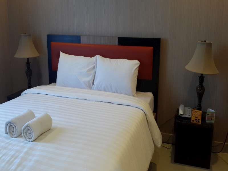 Reddoorz Plus @ Paal 2 Manado Ngoại thất bức ảnh