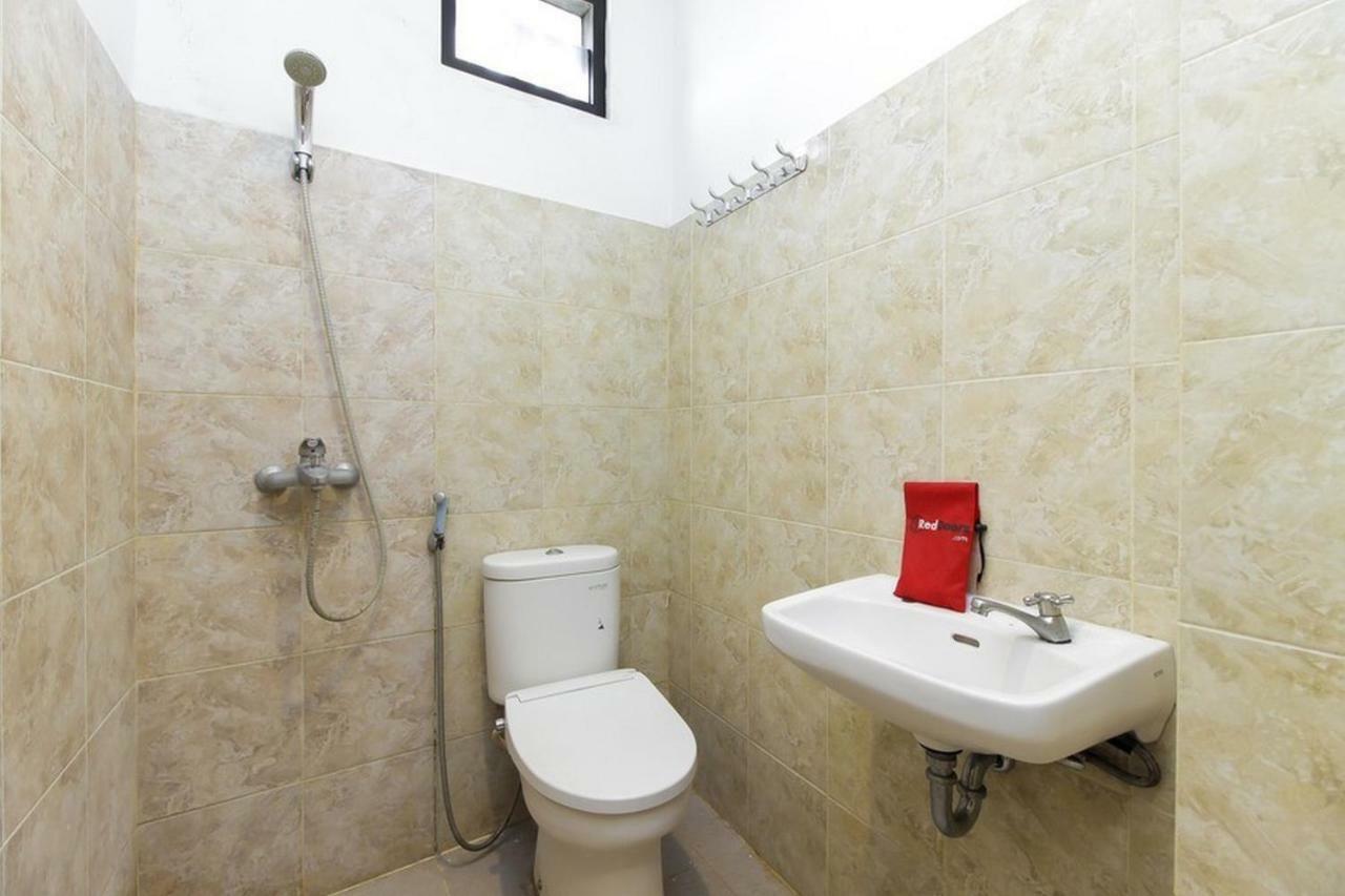 Reddoorz Plus @ Paal 2 Manado Ngoại thất bức ảnh